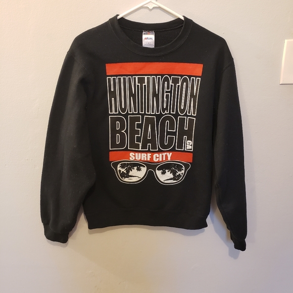 Jerzees Other - Jerzees Huntington Beach CA black sweatshirt size small